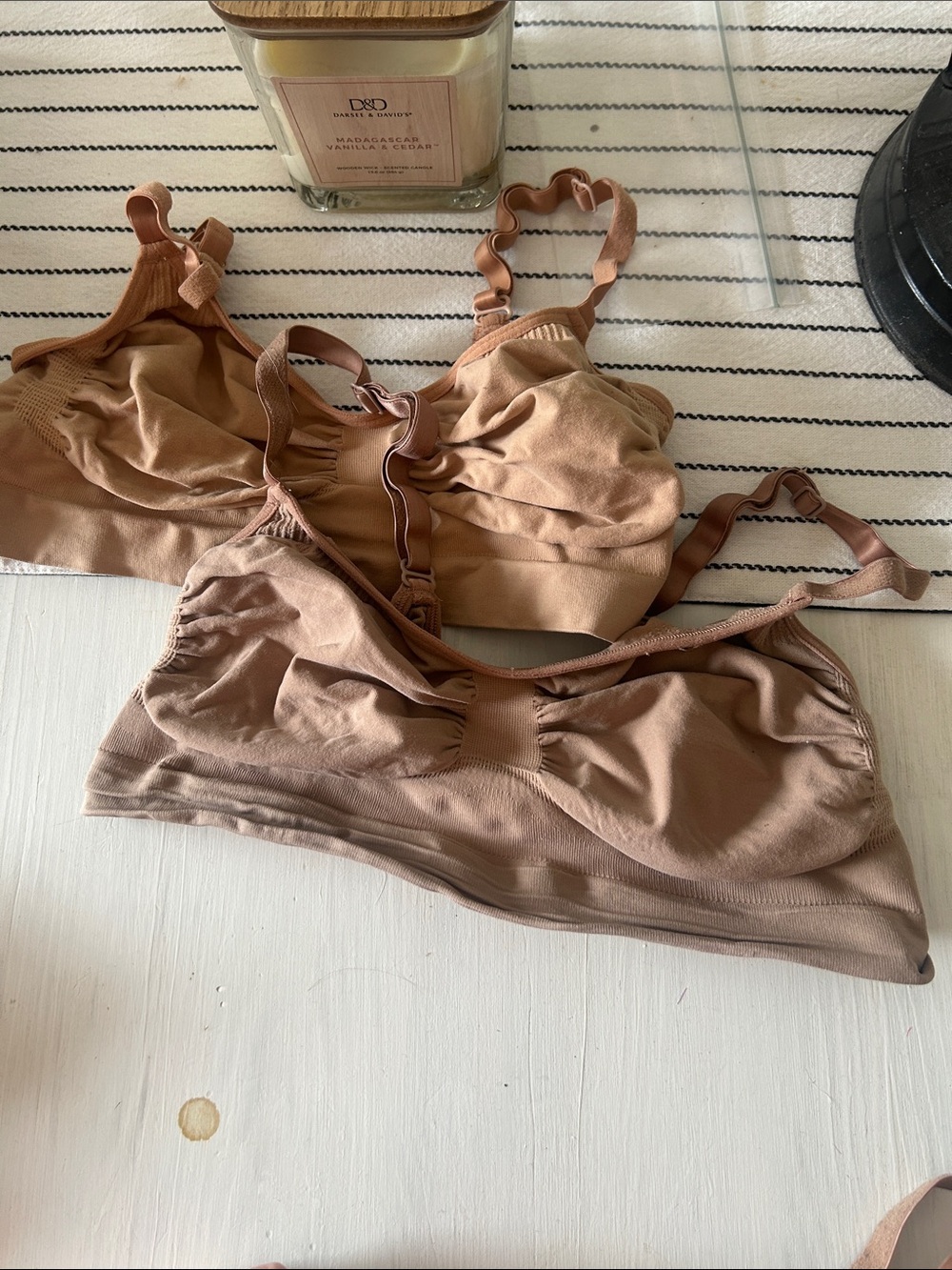 Skims 2  Wireless Bralette - Nude Brown
